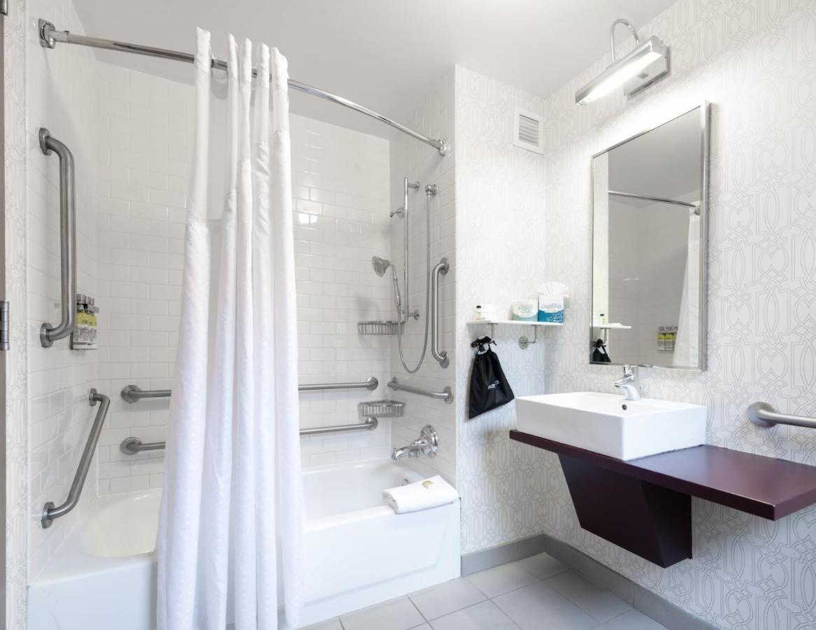Holiday Inn Express Chicago - Magnificent Mile By Ihg Extérieur photo
