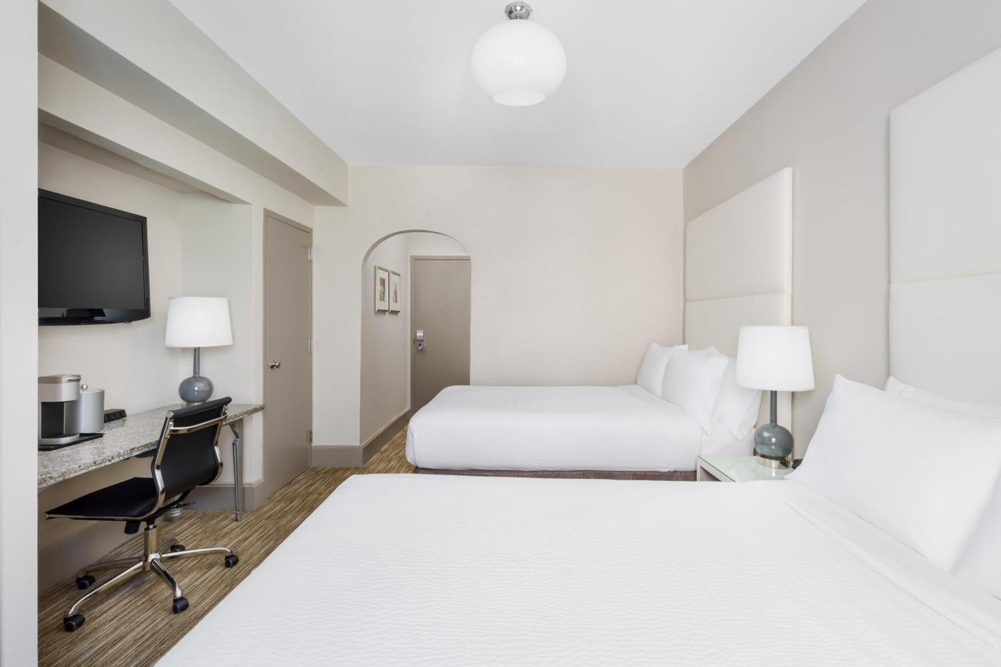 Holiday Inn Express Chicago - Magnificent Mile By Ihg Extérieur photo