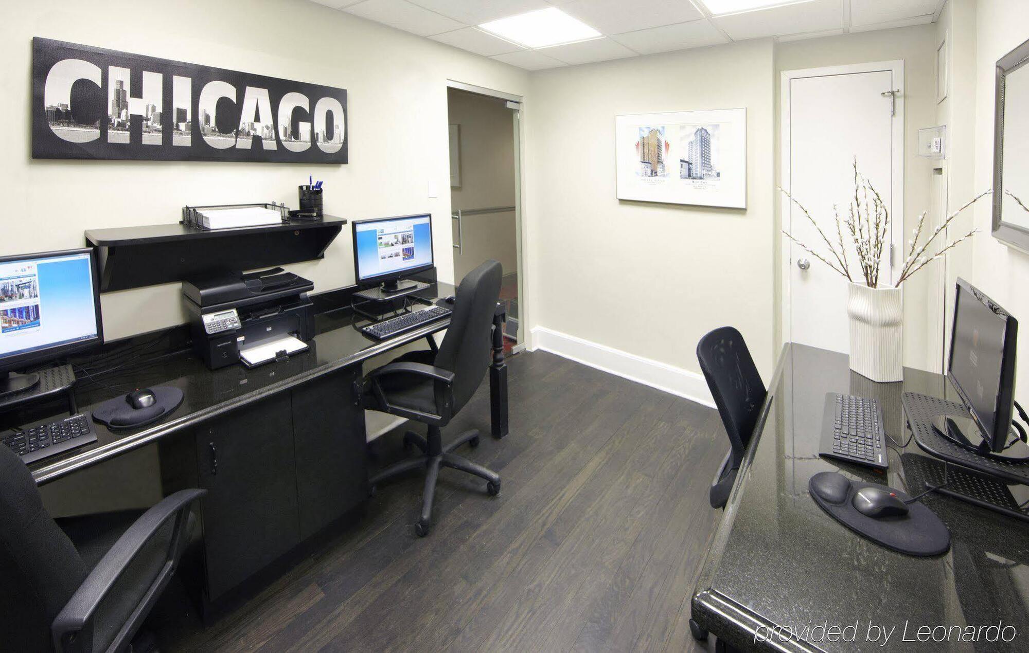 Holiday Inn Express Chicago - Magnificent Mile By Ihg Extérieur photo